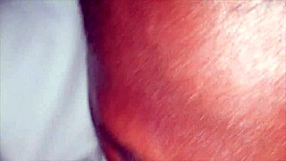 Interracial gay fun in car outdoors 😏