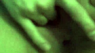 Novinha enjoying intense orgasm 😍