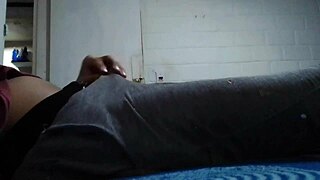 Guadalajara Gay Jhozue Gets Small Handjob!