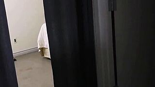 Kendall Kross spreads legs for monster cock blowjob 😈