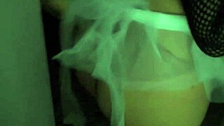 Latina With Big Ass Moves Seductively