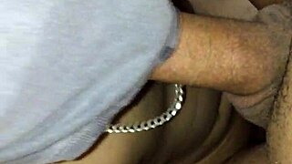 Trans Dando Leitinho With Intense Crossdressing Action!