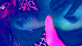 Amateur loves rough pussy fucking