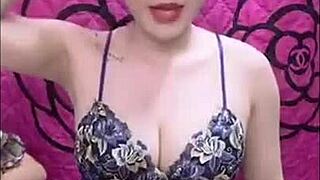 hot vietnamese girl live streaming bold action