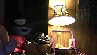 Eating and fucking homemade amateurs in detailed scene