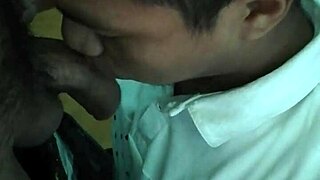 mi sobrino chupa mi gran polla?