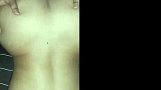 Remaja 18+ Melayu Panas dengan Tetek Besar dalam Doggystyle