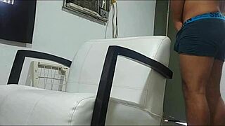 COME EAT MY DELICIOUS DICK RIGHT NOW!