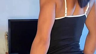 Naughty Employee Masturbates Solo In Reality Pornstar Scene With Tattooed Brunette