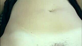 Mature Housewife Uses Vibrator!