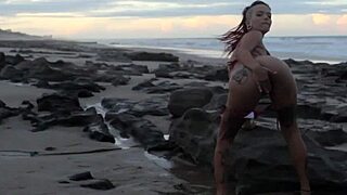 I enjoy masturbating on the african beach with big ass lesbian