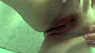 i’m crazy for frina shaving her pussy in bathroom before date