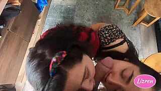 Hey, check out this petite Chilean trio in the fifth region! 😊