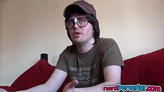 Ebony princess sucks nerd 😘