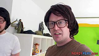 Yorkshire guy here, got sucked by goth chick, first time eva!