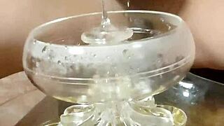 Japanski gej pišćenje scena sa jedinstvenim azijskim šmekom