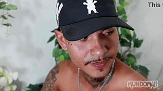 Dei Meu Cuzinho Pros Meus Dois Vizinhos em 3Some Bareback