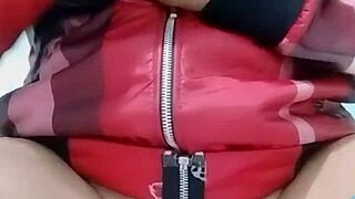 Vietnamese teen masturbates with cucumber in story