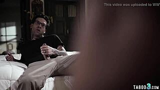 Teen interacts with neighbor in unexpected situation