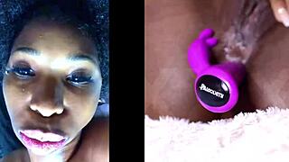 Goddess Luxxx28 spreads pussy with toys 😍