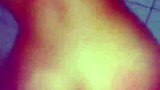 Mature milf with petite ass gets amateur pussy play