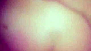 Mature milf with petite ass gets amateur pussy play