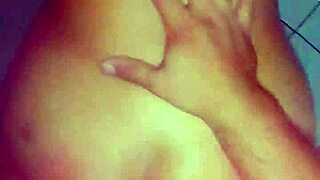 Mature milf with petite ass gets amateur pussy play