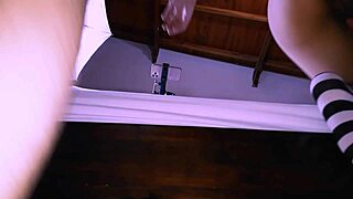 las tiernitas siempre terminan folladas duro por su maestro