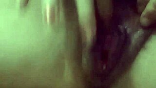 amateur girl masturbates with toys