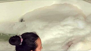 I gave a massage and blowjob to baby cum blow my bubbles