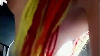 Amateur Woman Masturbates Solo While Chatting with Lover on Video Call