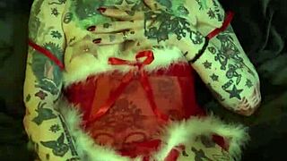 Milf on the Shelf Christmas Solo Session