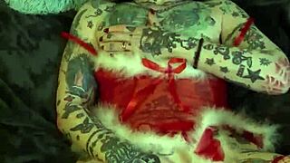 Milf on the Shelf Christmas Solo Session