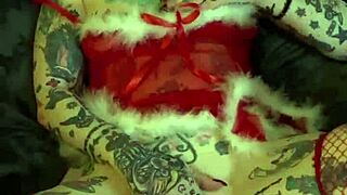 Milf on the Shelf Christmas Solo Session