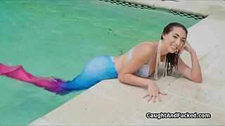 i'm watchin this wet mermaid takin a big cock by the pool, so hot