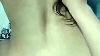 Mi Vecino Viene A Cogerme Cuando Mi Esposo No Esta En Casa!