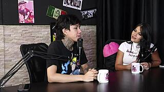 Toca mais siririca e punheta gosta da putaria ninfomaníaca e não é de fazer muito sexo anal dj rafa loira e mateus hwang sheer red. Glamour teen 18+ lingerie bisexual compilation group amateurs brazilian cuckold action.