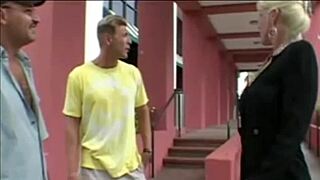 Mature group threesome with cougar