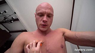 mia and den explore fishnet submission