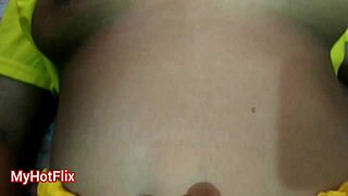 hot young couple's romantic sex, my wife's cute pussy is amazing 😍