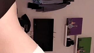 Asian Amateur Masturbates Intensely in Close-Up Session