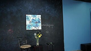 behind the scenes look at fetish model promo with balloon