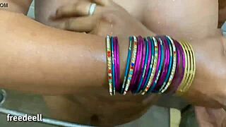 hey bhabhi, can i join you in the shower for homemade fun?