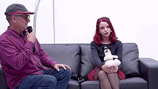 lainai de torbe con ohana petite 18+ in casual setting