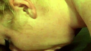 white girl sucking dick like a pro 😍