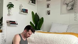 I showin how to self suck my own dik wit stretch routin