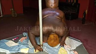 Look at this ebony ssbbw sucking and owning that huge cock.