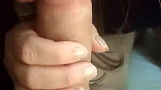 i wanted to suck a different dick and called a friend on red