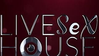 Cindy Crawford Showers Before Sex Championship