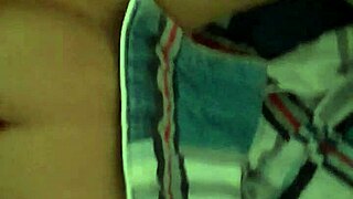 Does this teen 18+ asian mommy crave that monster cock fucking?